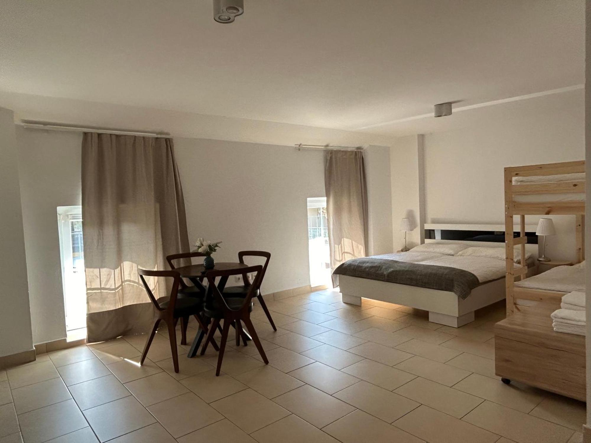 Economy Adler Apartment Golling an der Salzach Exterior foto